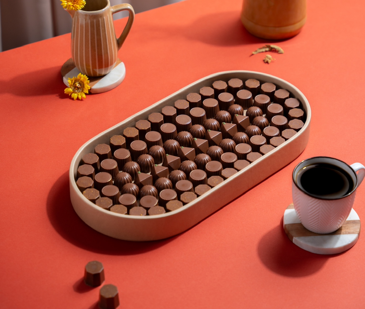 Oval Leather Tray Classic