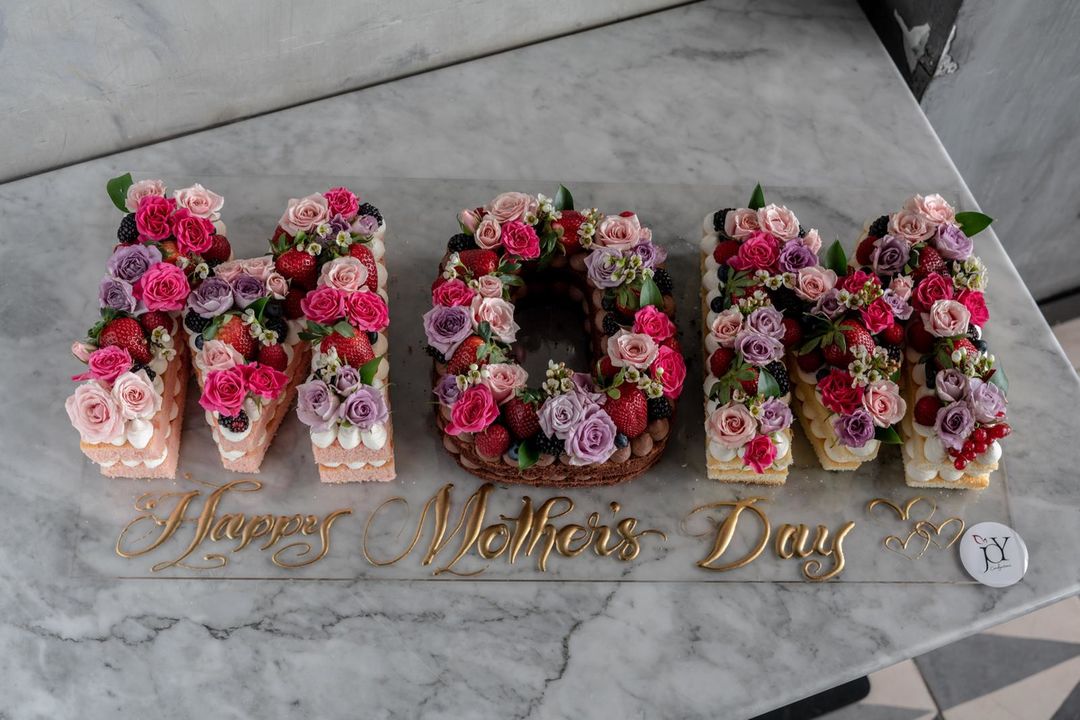 MOM Garden Cake