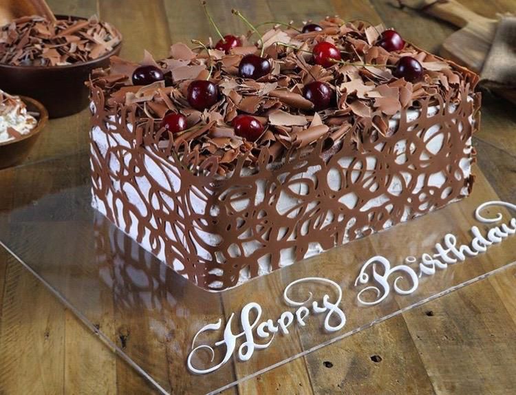 Black forest 2 kg