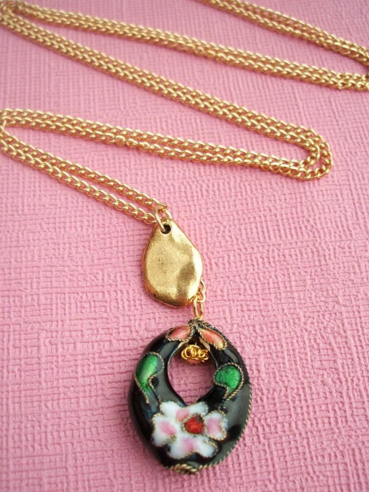 Storm in a Teacup - Hoopla Necklace