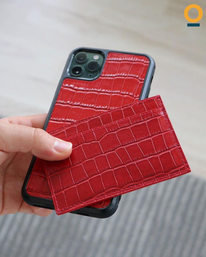 Id Store كفر ايفون جلد احمر