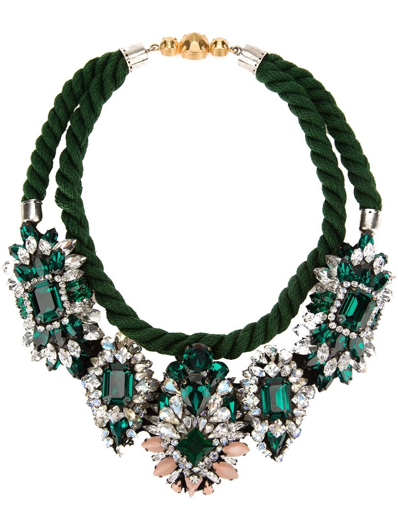 GREEN CRYSTAL NECKLACE