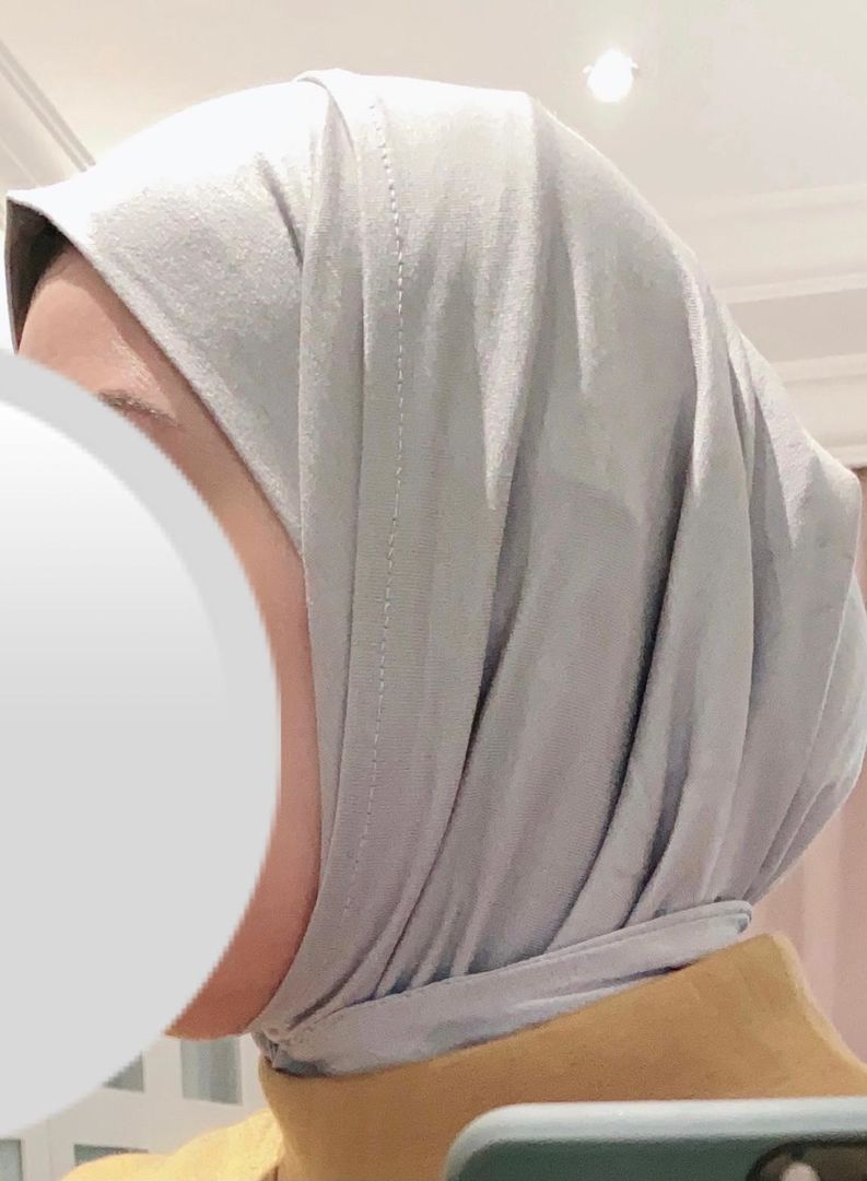 اللون رمادي