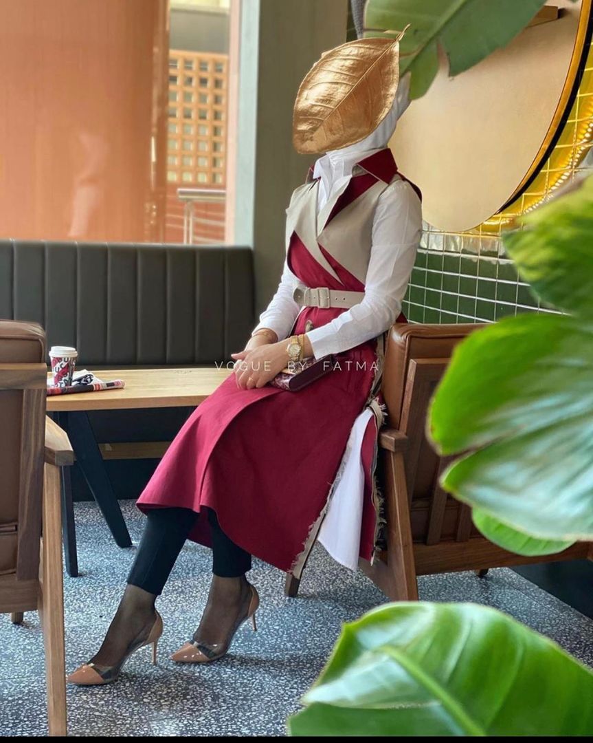 سترة بورجوندي