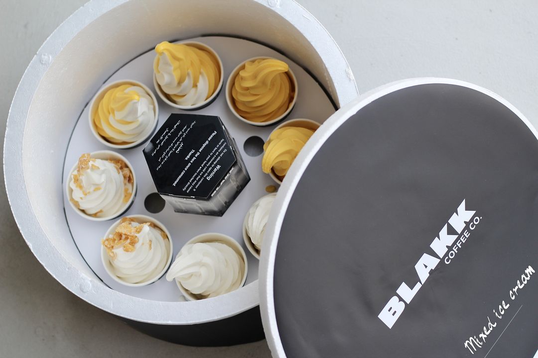 Mixed Ice Cream Box (8 Pcs.)