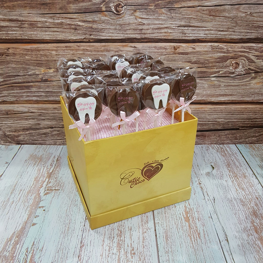 Noon Pink Teeth Lollipops Chocolate