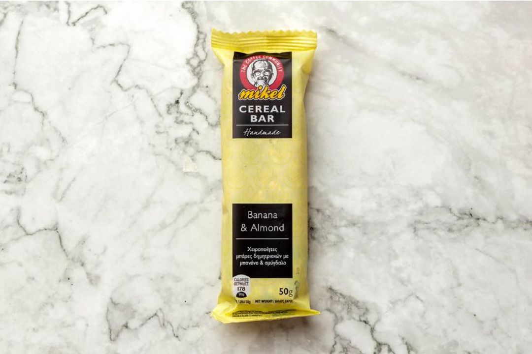 Banana and Almond cereal Bar
