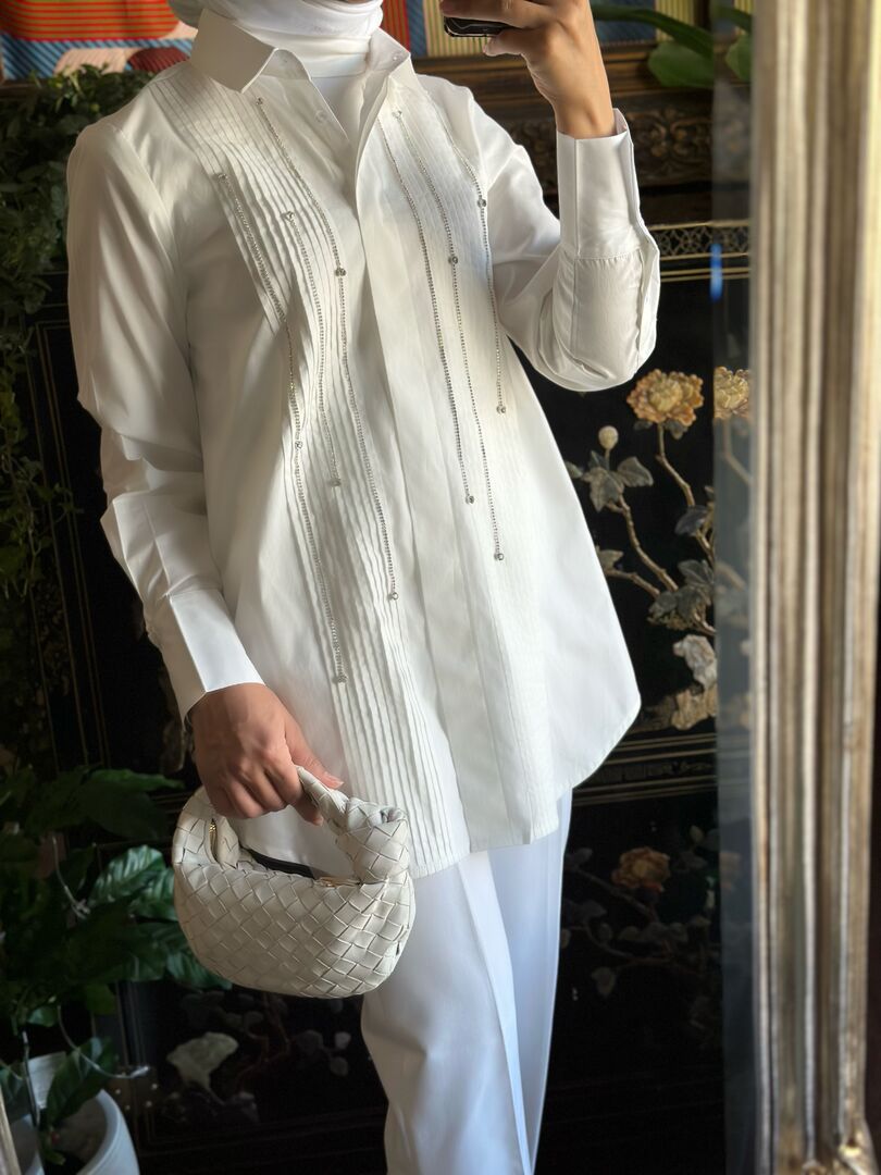 Crystal In white