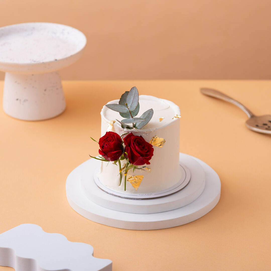 Mini Cake Red Rose
