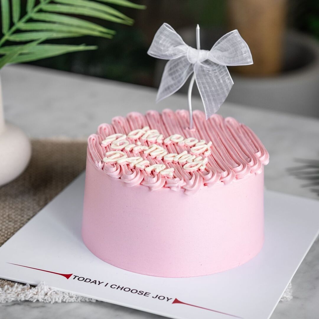 Bow Toppers Cake