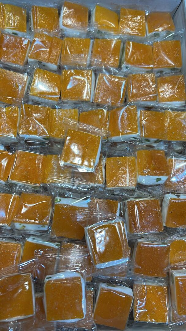 No: 1044 نوغا قمرالدين مربعات