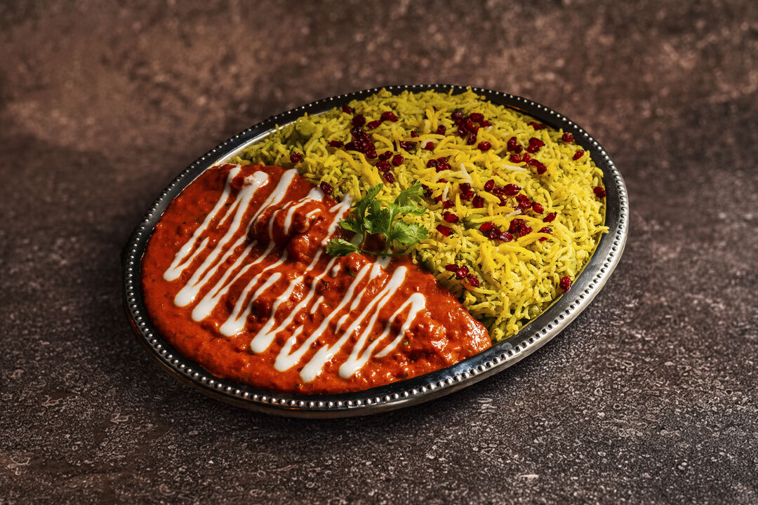 روبيان ماسالا مع الأرز الأخضر