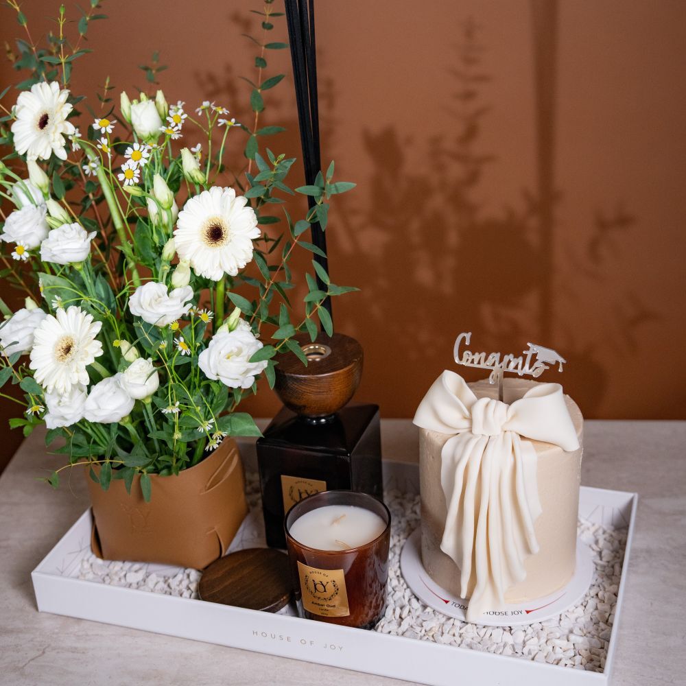 Artificial White Bow Scented Graduation Tray