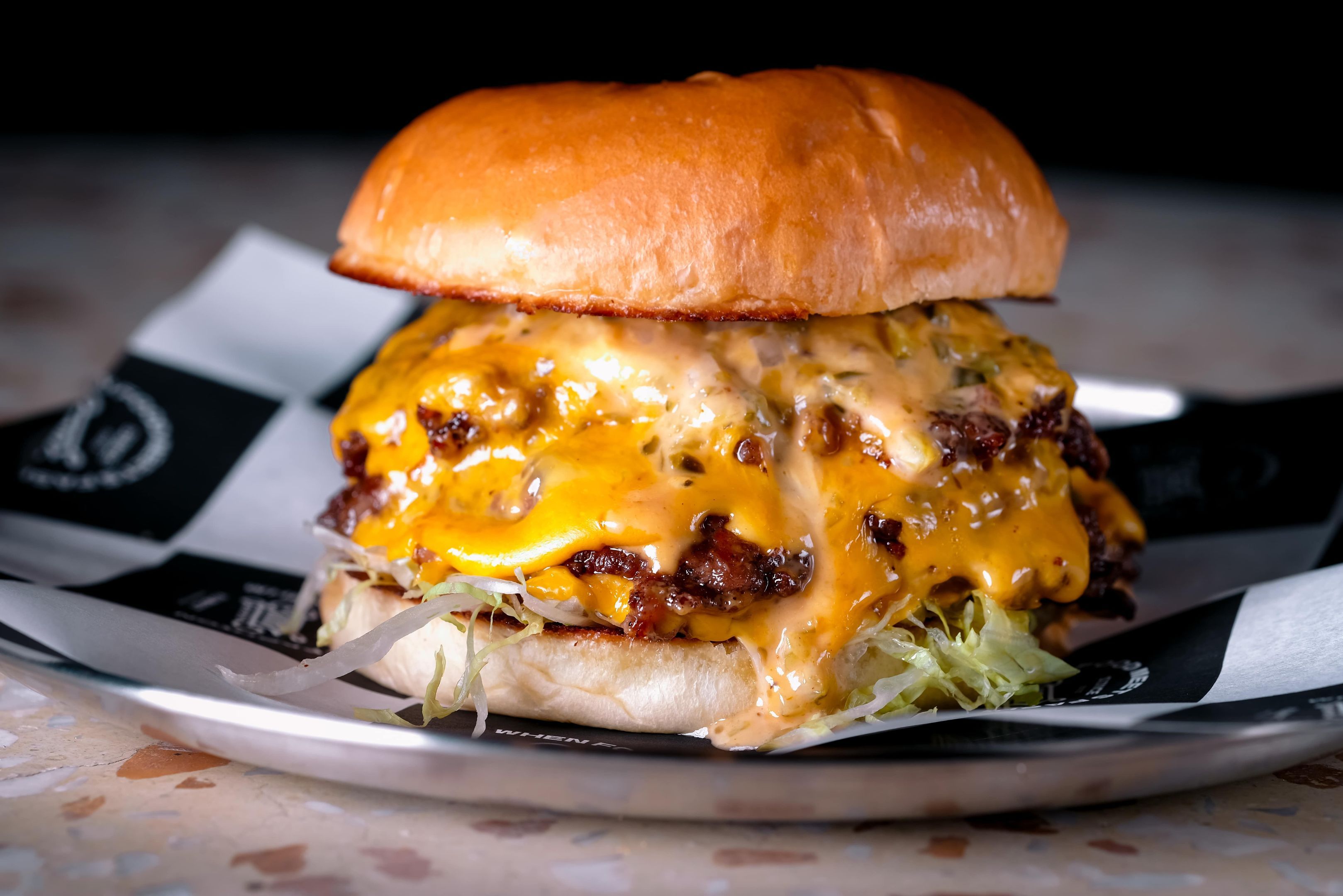 Gimmezilla House Burger قيميزيلا هاوس بيرجر