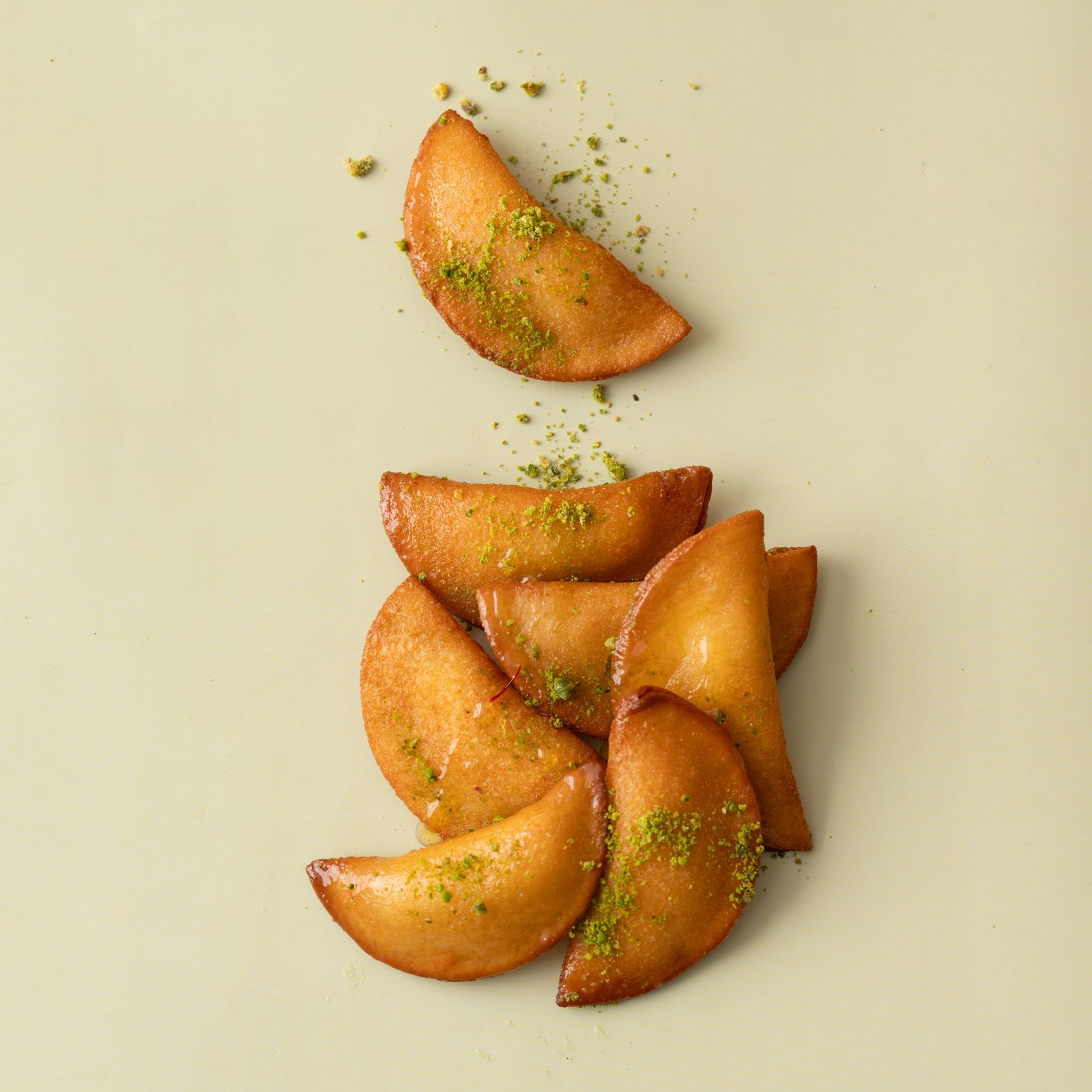 Cheese Qatayef (7 Pieces)
