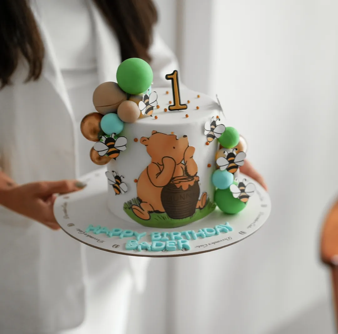 Honey boo white cake with balls 6inch mix chocolate vanilla