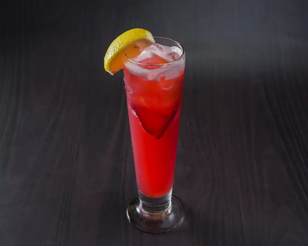 AMALFI STRAWBERRY LEMONADE.