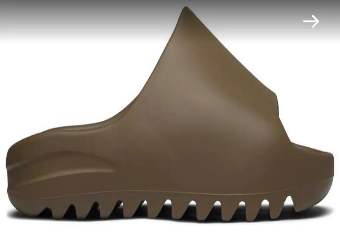 Yeezy Slides 'Earth Brown'