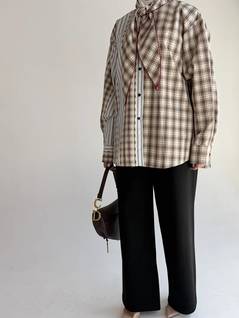 Checkers red