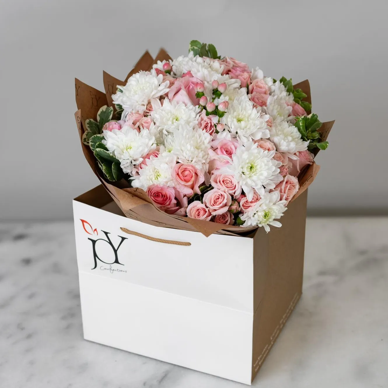 FLOWERS ARRANGEMENT