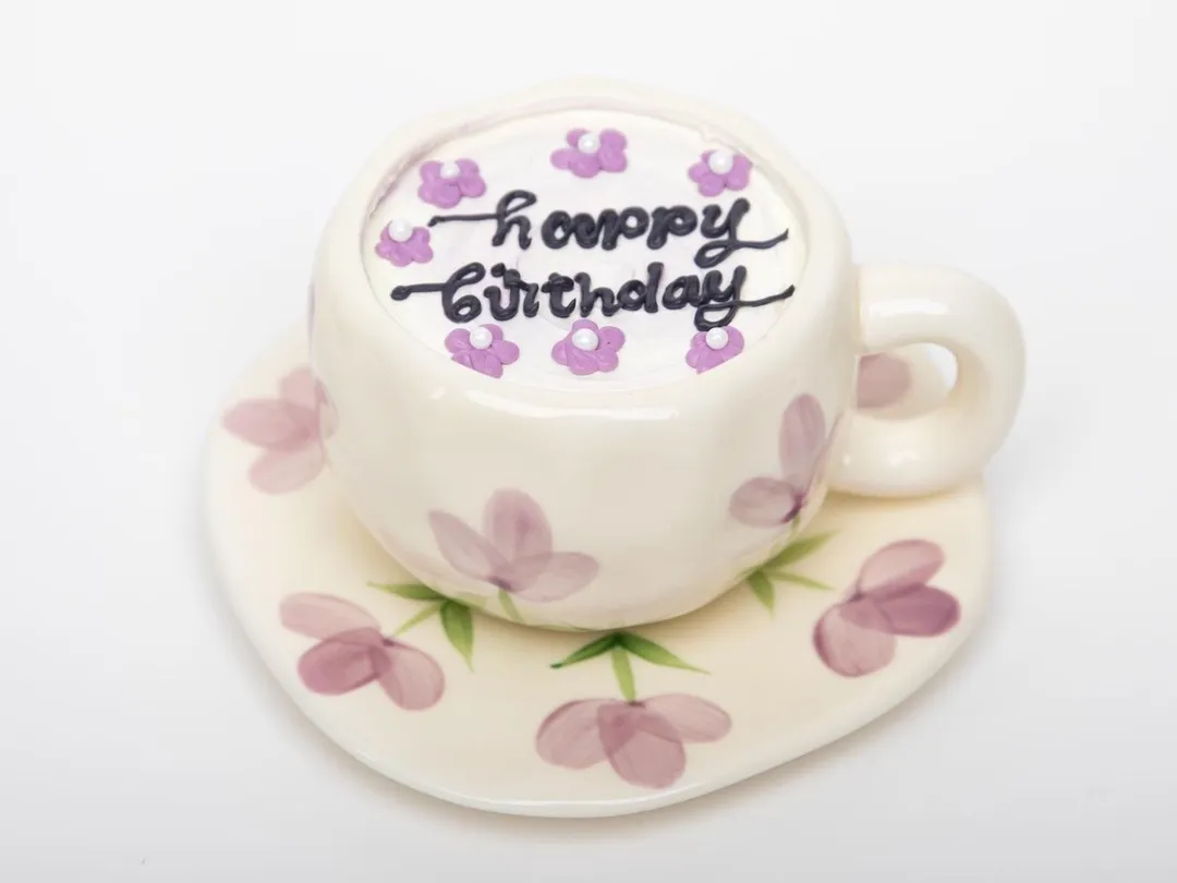 Gift And Cake 3