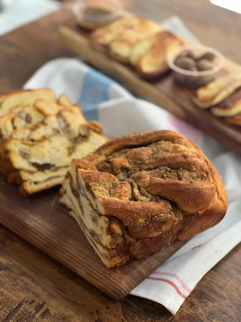 Zaatar & Cheese Babka