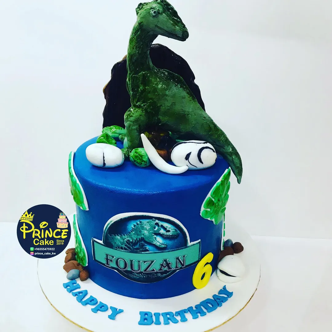 dinasaur cake