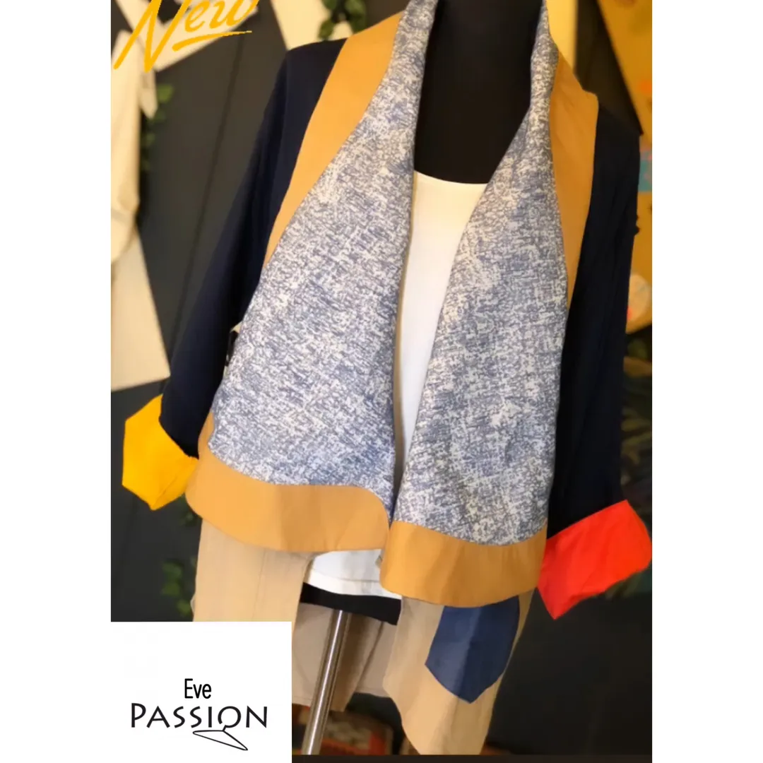 DARK BLUE SHORT CARDIGAN