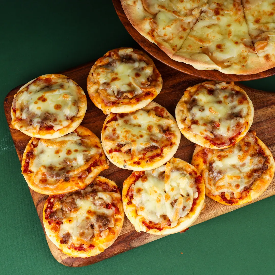 Mini Pizza Sujok 
