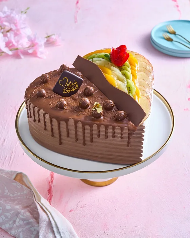 Cakes for 6-8 person