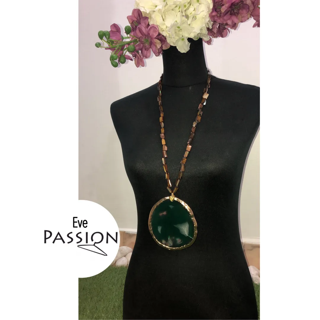 DARK GREEN NECKLACE 