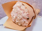 Vandila Hand Bouquet