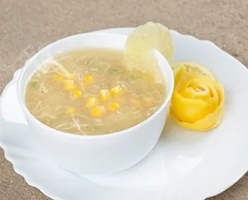 شوربة دجاج مع ذرة