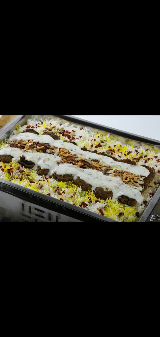 كباب مع عيش و صوص
