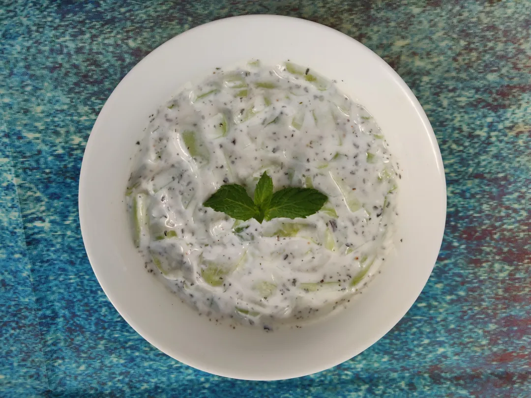 Salad cucumber with Yogurt  