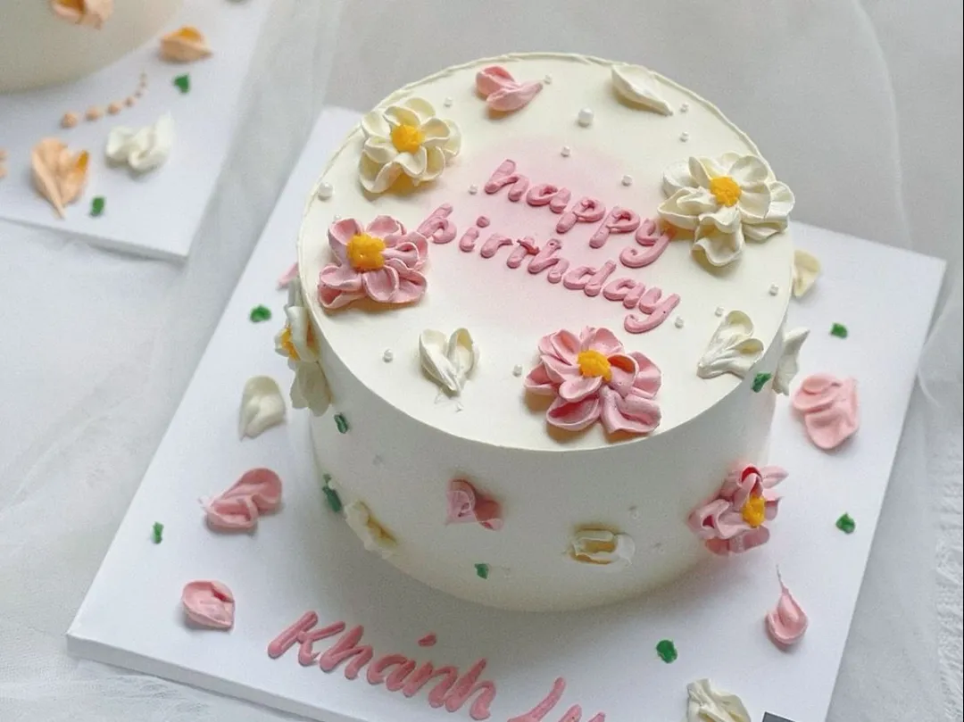 Cream Cake 5