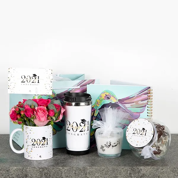 كوب تخرج مع ورد ٢٠٢١