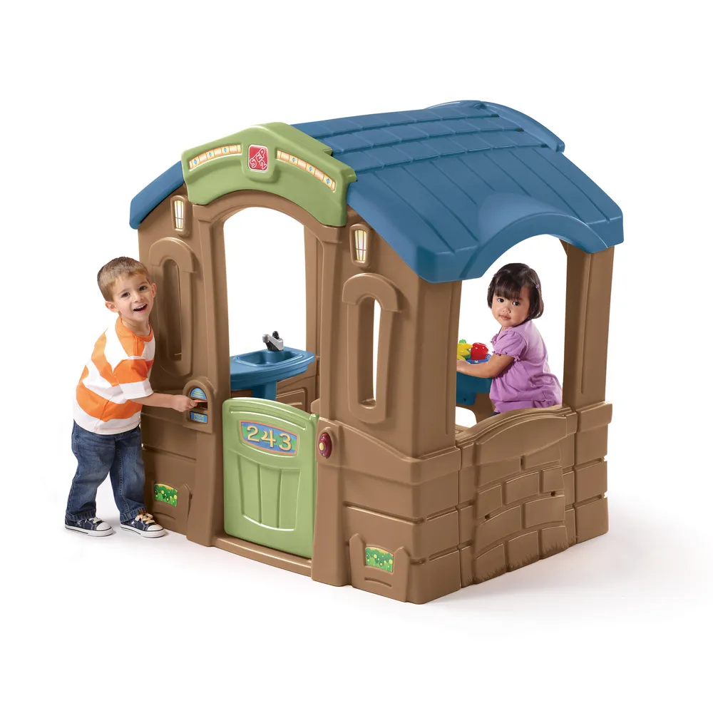 Play Up Picnic Cottage™