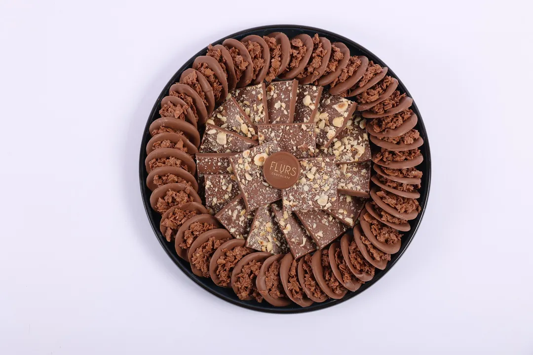 Crunchy cookies X Mix nuts slab tray