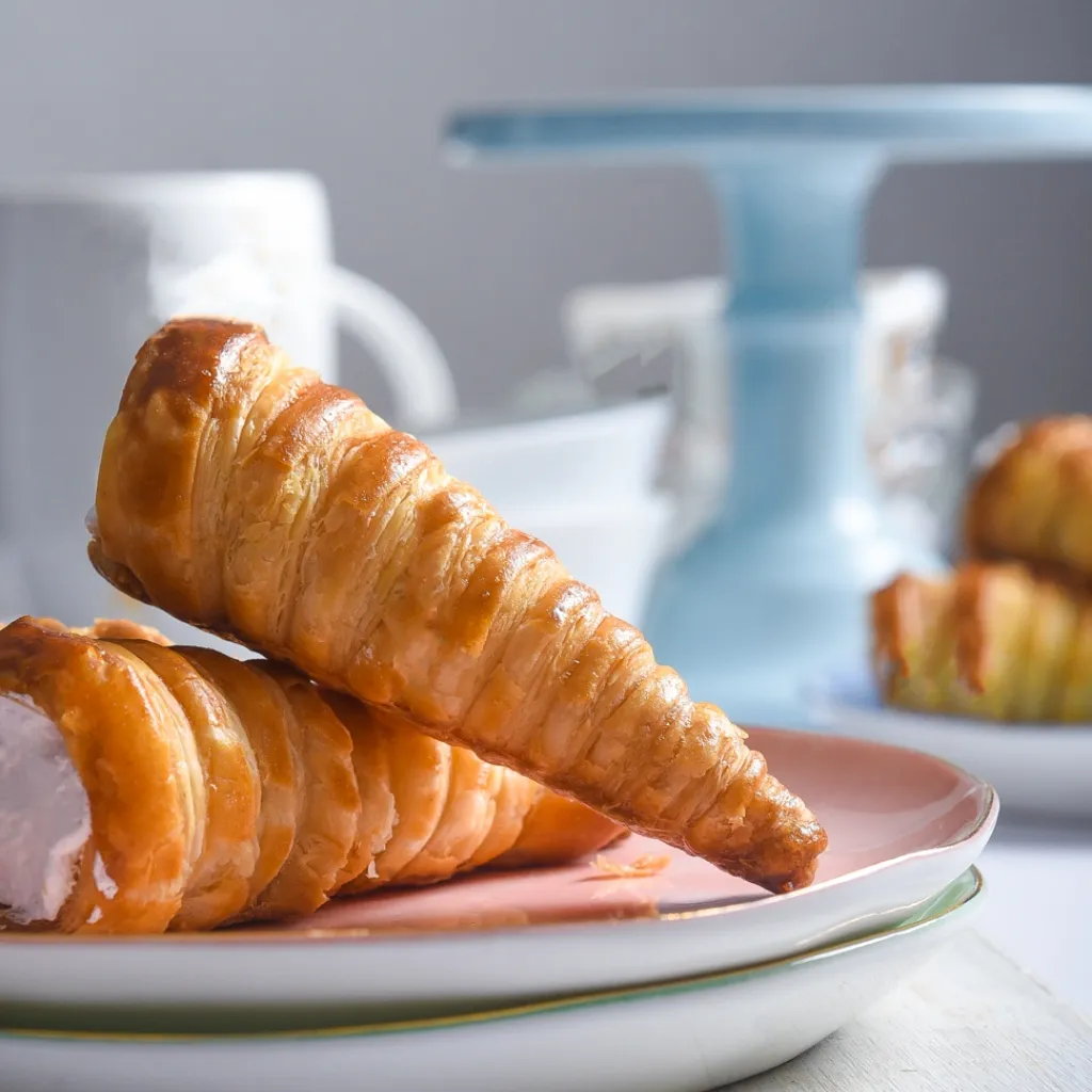 Fresh Cream Roll - 2 Pcs