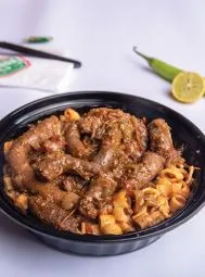 طبق مكرونه سجق بلدي (L)