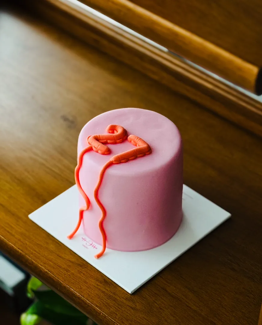 Number pink cake 4inch chocolate vanilla