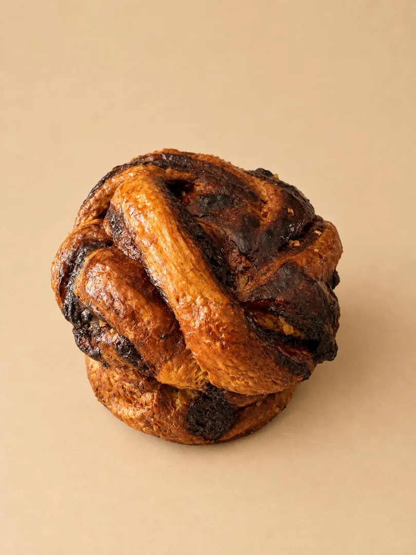 Cinnamon Knot