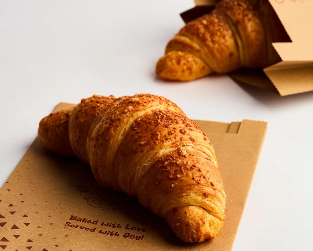 Roumi Cheese Croissant