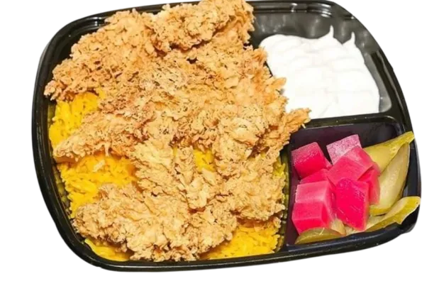 وجبة مقرمشة مع أرز