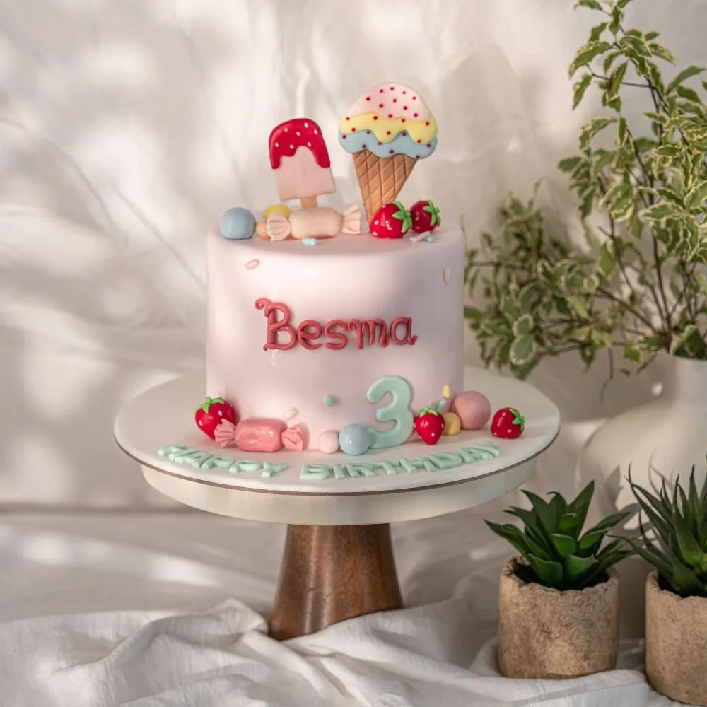 Besma's Sweet Treat Cake