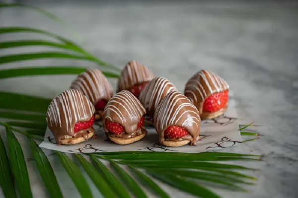 STRAWBERRY VOLCANO