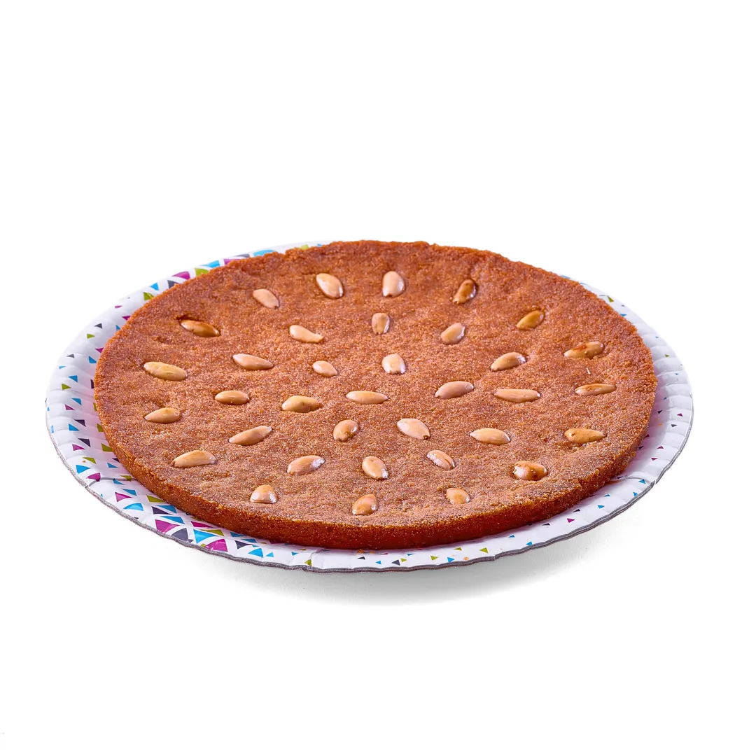 فورمة بسبوسة لوز 24 سم