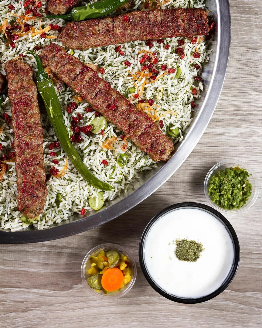صينية عيش باجيلا و شبنت مع كباب