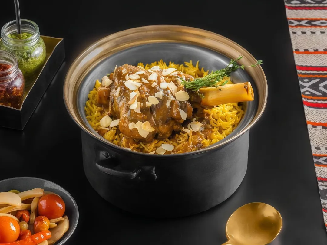 لحم الموزات المعرق بالصوص